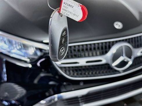 Used 2023 Mercedes-Benz GLC 300 w/ Exclusive Trim Package image 43
