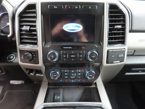 Used 2020 Ford F250 Lariat w/ Lariat Ultimate Package image 13