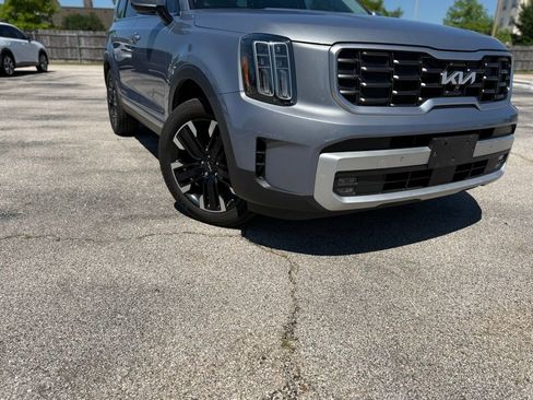 Used 2024 Kia Telluride SX FWD image 2