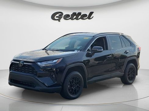 Certified 2025 Toyota RAV4 XLE FWD image 1