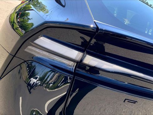New 2026 Toyota Prius Plug-In Hybrid FWD image 14