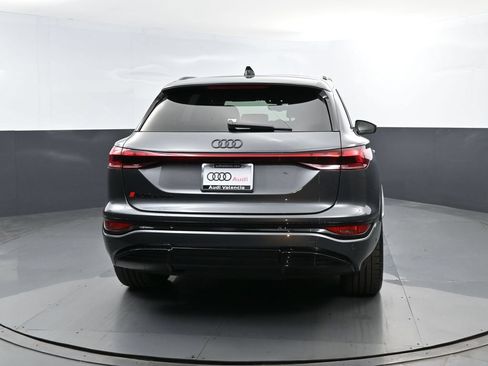 New 2027 Audi SQ6 e-tron Premium Plus AWD/4WD image 23