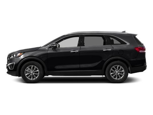 Used 2017 Kia Sorento FWD w/ LX Convenience Package image 3