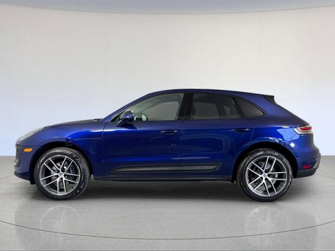 New 2026 Porsche Macan image 2