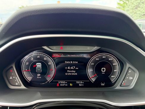 Used 2023 Audi Q3 2.0T Premium Plus AWD/4WD image 40