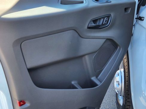 New 2026 Ford Transit 250 148 Medium Roof Extended AWD image 18