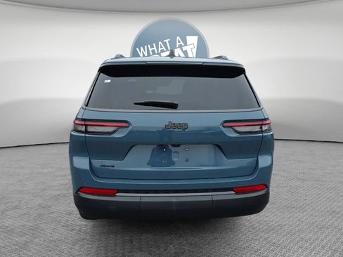 New 2026 Jeep Grand Cherokee L Limited w/ Limited Altitude Package AWD/4WD image 5