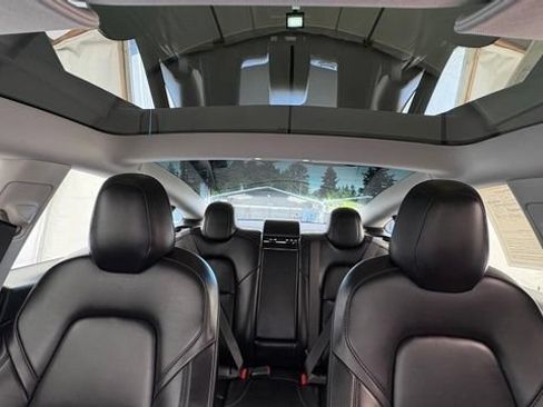 Used 2019 Tesla Model 3 Long Range RWD image 28