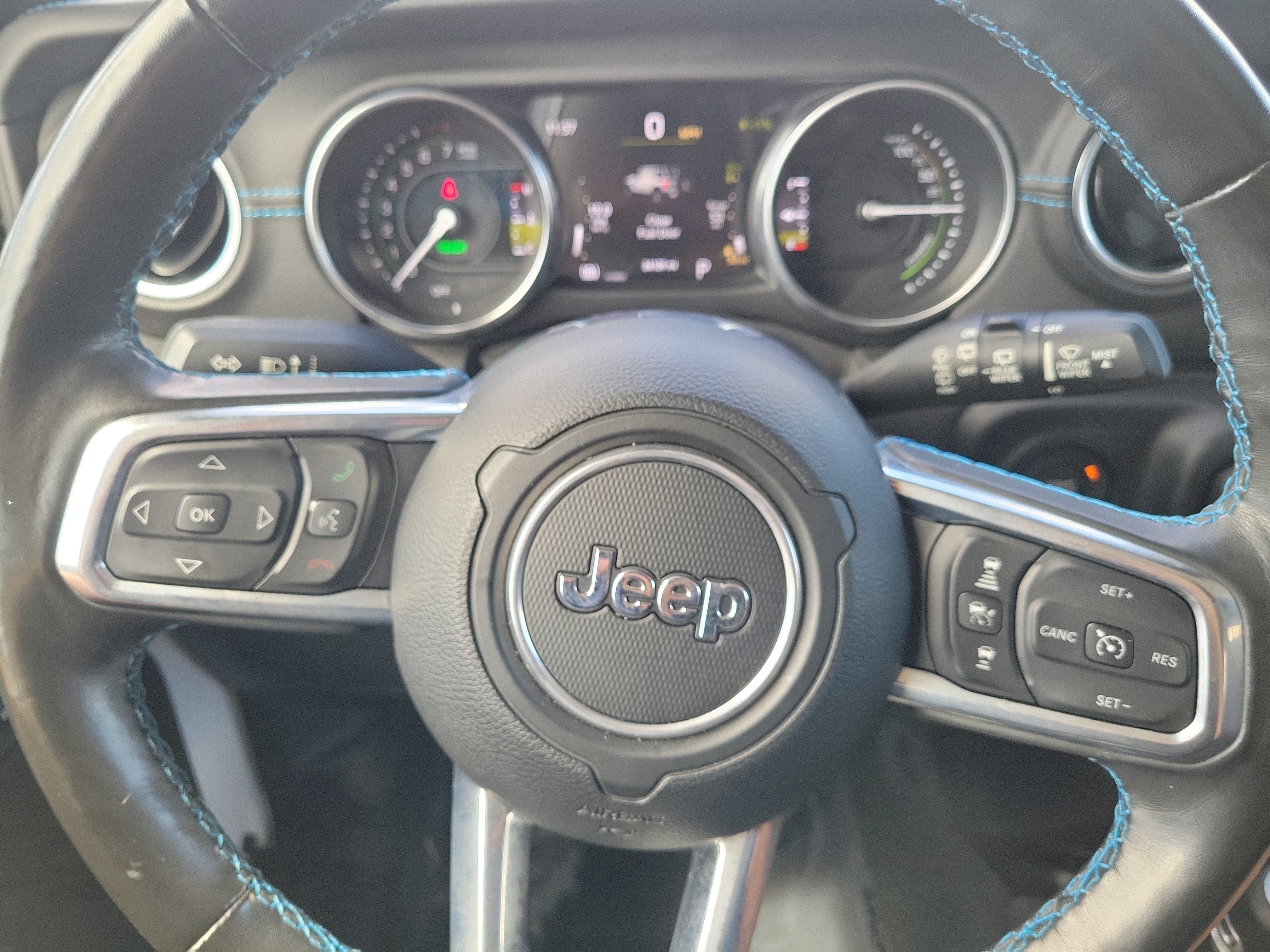 Used 2022 Jeep Wrangler Unlimited Rubicon 4xe w/ Steel Bumper Group AWD/4WD image 19