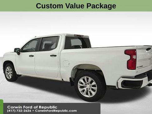 Used 2022 Chevrolet Silverado 1500 Custom image 5