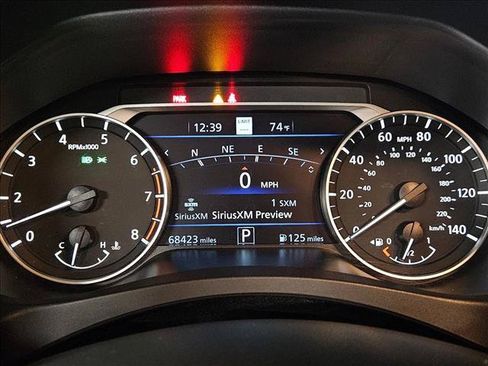 Used 2023 Nissan Altima 2.5 SL FWD image 11