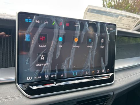 New 2026 Volkswagen Tiguan SE R-Line AWD/4WD image 35
