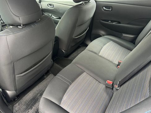 Used 2019 Nissan Leaf SV w/ SV All Weather Package image 15