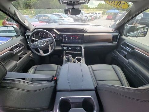 Used 2026 GMC Sierra 1500 Denali w/ Denali Reserve Package AWD/4WD image 2