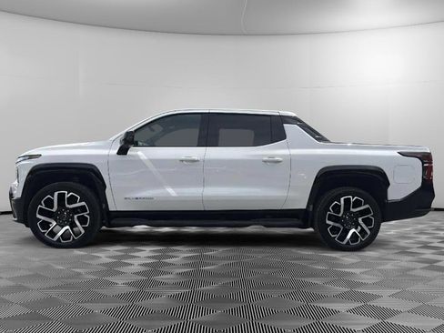 Used 2024 Chevrolet Silverado EV RST image 5