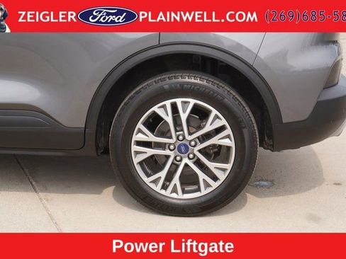 Used 2022 Ford Escape SEL AWD/4WD image 9