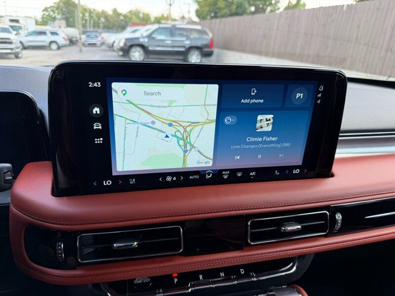Used 2025 Lincoln Aviator Reserve w/ Equipment Group 201A AWD/4WD image 39