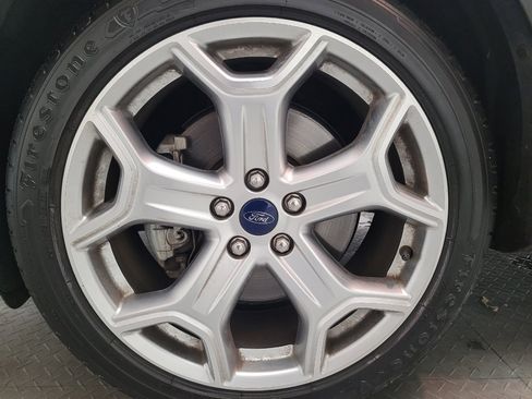 Used 2018 Ford Escape Titanium w/ Ford Safe & Smart Package AWD/4WD image 31