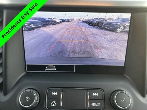 Used 2020 GMC Acadia SLE w/ Driver Convenience Package image 25