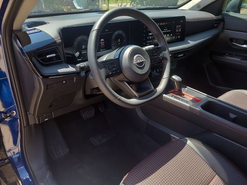Certified 2025 Nissan Kicks SR AWD/4WD image 16