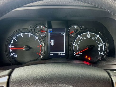 Used 2024 Toyota 4Runner SR5 image 23