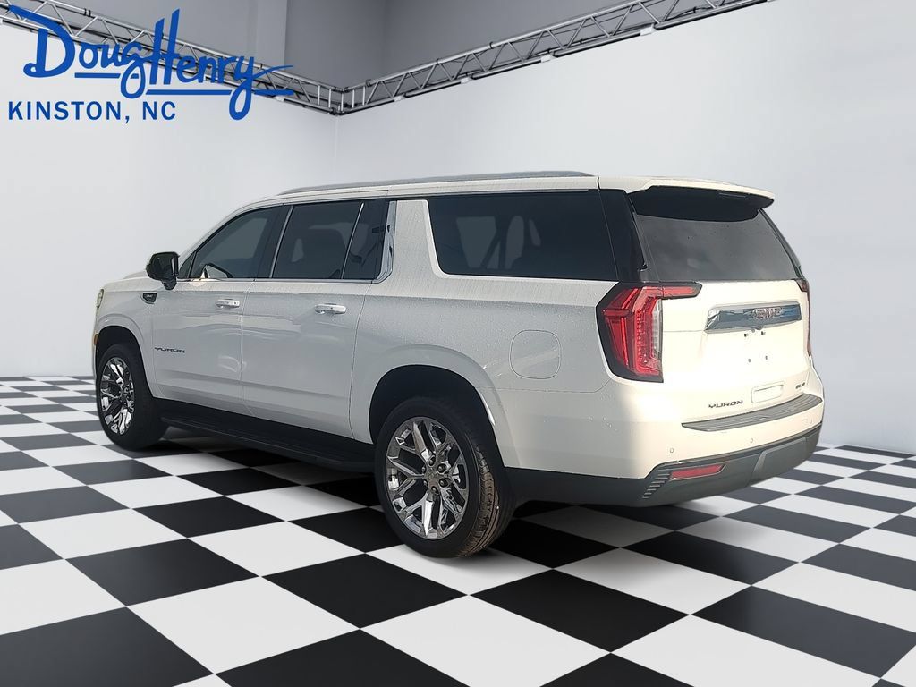 Used 2024 GMC Yukon XL SLE w/ LPO, Floor Liner Package RWD image 3
