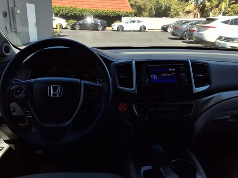 Used 2018 Honda Pilot LX image 18