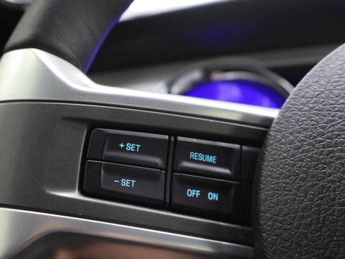 Used 2011 Ford Mustang GT Premium RWD image 15