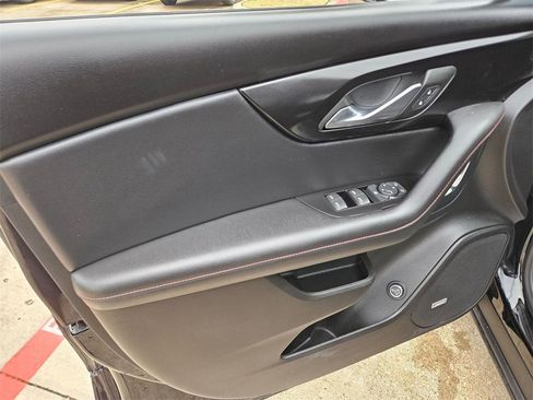 Used 2025 Chevrolet Blazer RS image 13