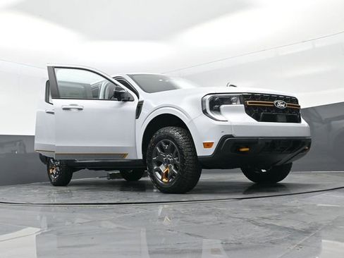 Used 2025 Ford Maverick Tremor AWD/4WD image 29