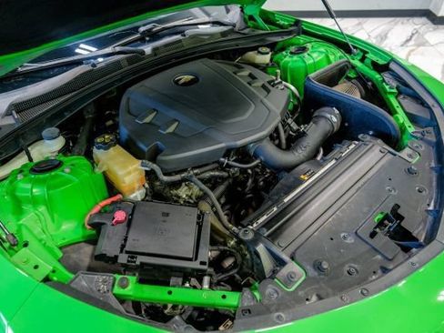 Used 2017 Chevrolet Camaro LT RWD image 60