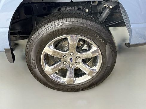 Used 2023 Ford F150 Lariat w/ Equipment Group 502A High image 31