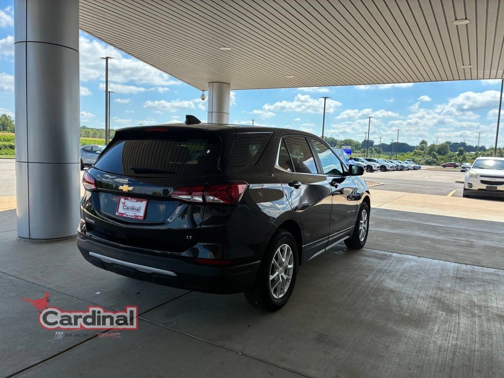 Used 2023 Chevrolet Equinox LT FWD image 4