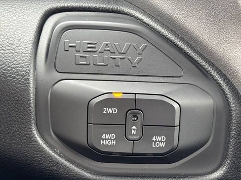Used 2025 RAM 2500 Big Horn AWD/4WD image 21