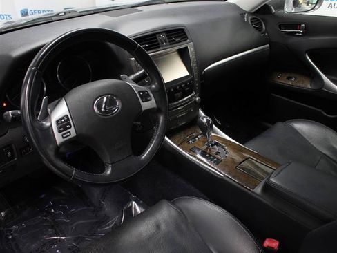 Used 2013 Lexus IS 250 AWD w/ Preferred Accessory Package image 7