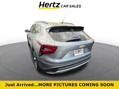 Used 2025 Chevrolet Trax LT w/ LT Convenience Package