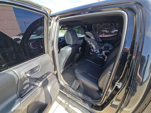 Used 2023 Toyota Tacoma Limited w/ Nightshade Package AWD/4WD image 20