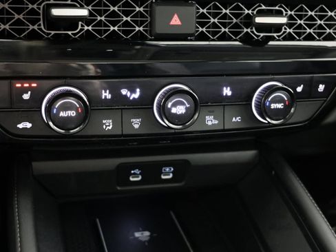 Used 2024 Honda Accord Touring image 38