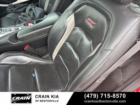 Used 2020 Chevrolet Camaro SS RWD image 5
