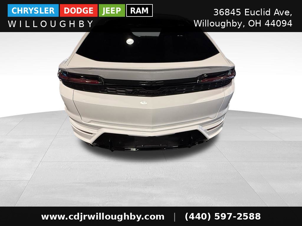 Used 2025 Lamborghini Urus SE AWD/4WD image 9