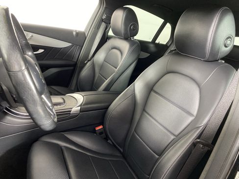 Used 2021 Mercedes-Benz GLC 300 4MATIC Coupe image 49
