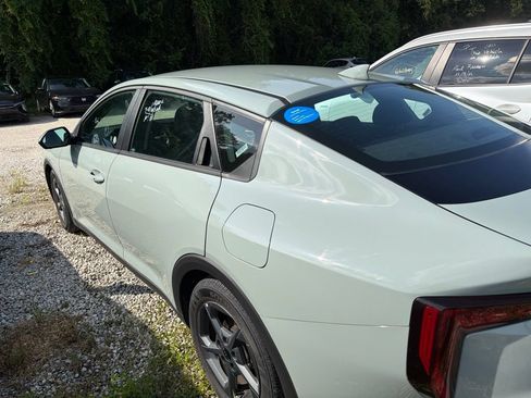 Used 2025 Kia K4 FWD image 7