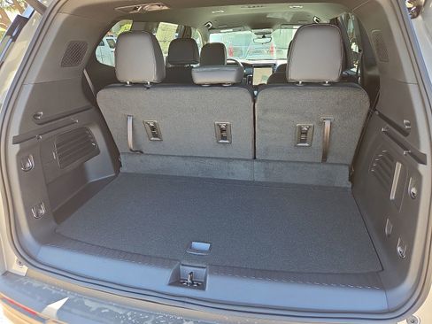 New 2026 GMC Acadia AT4 AWD/4WD image 7