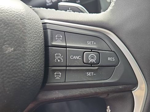 New 2026 Jeep Grand Cherokee Altitude RWD image 22