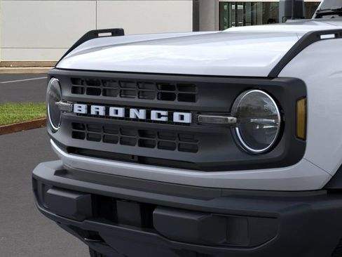 New 2026 Ford Bronco 4-Door AWD/4WD image 19