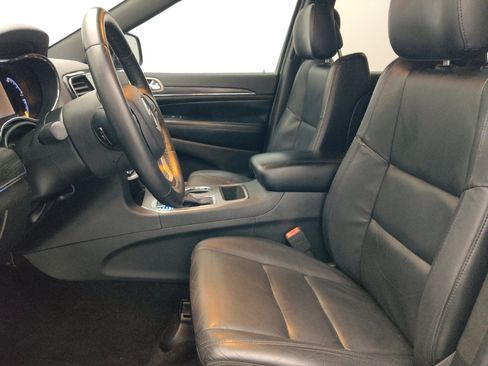 Used 2019 Jeep Grand Cherokee Limited RWD image 17