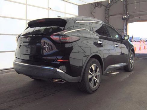 Used 2023 Nissan Murano SV image 3