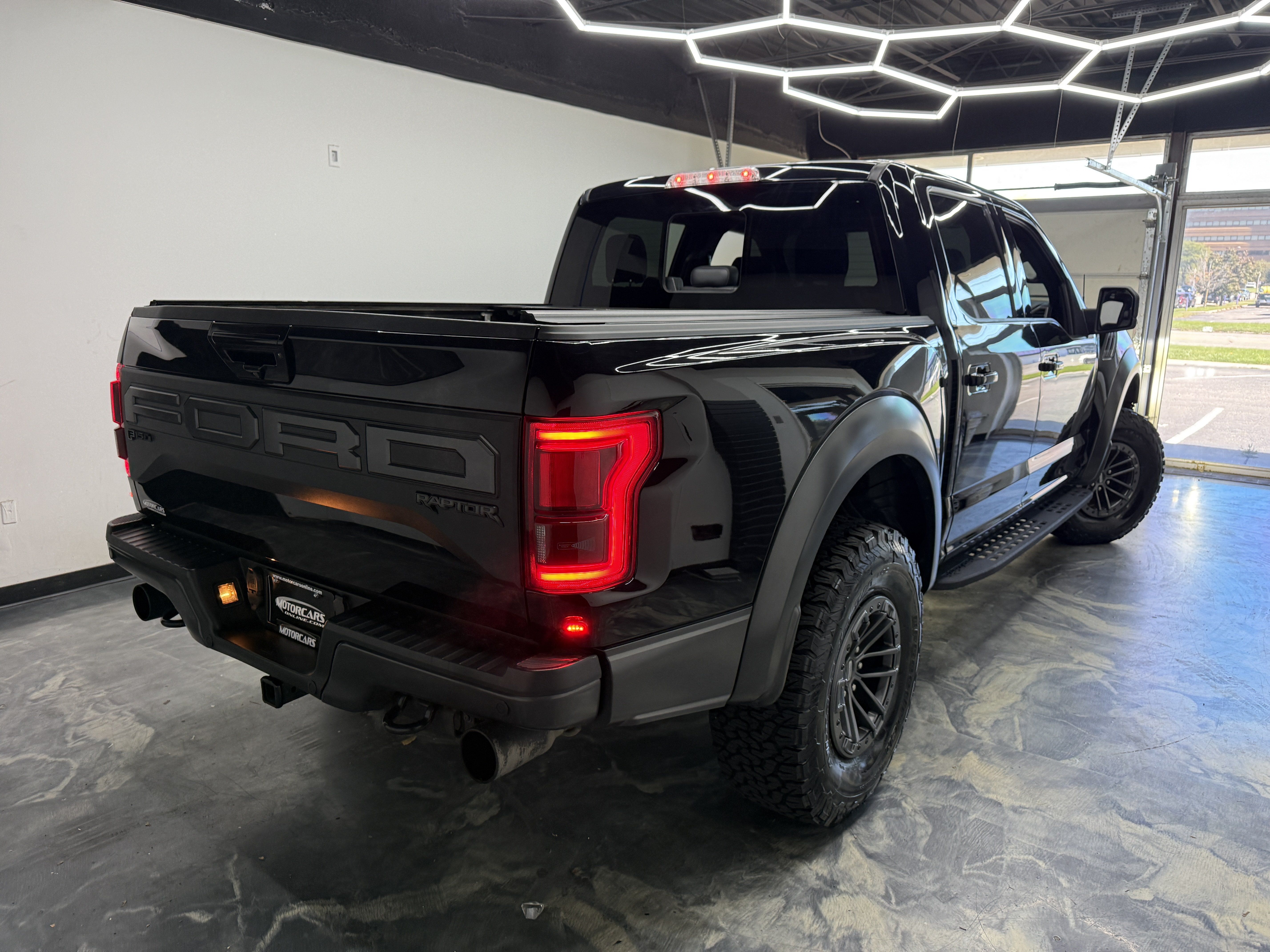 Used 2020 Ford F150 Raptor w/ Equipment Group 802A Luxury AWD/4WD image 5
