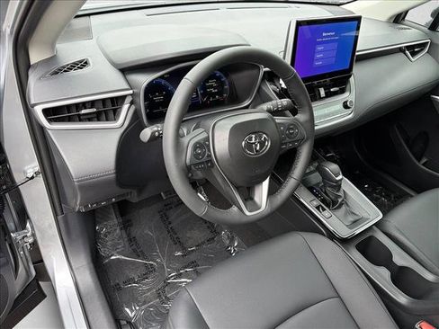 New 2026 Toyota Corolla Cross XLE image 13