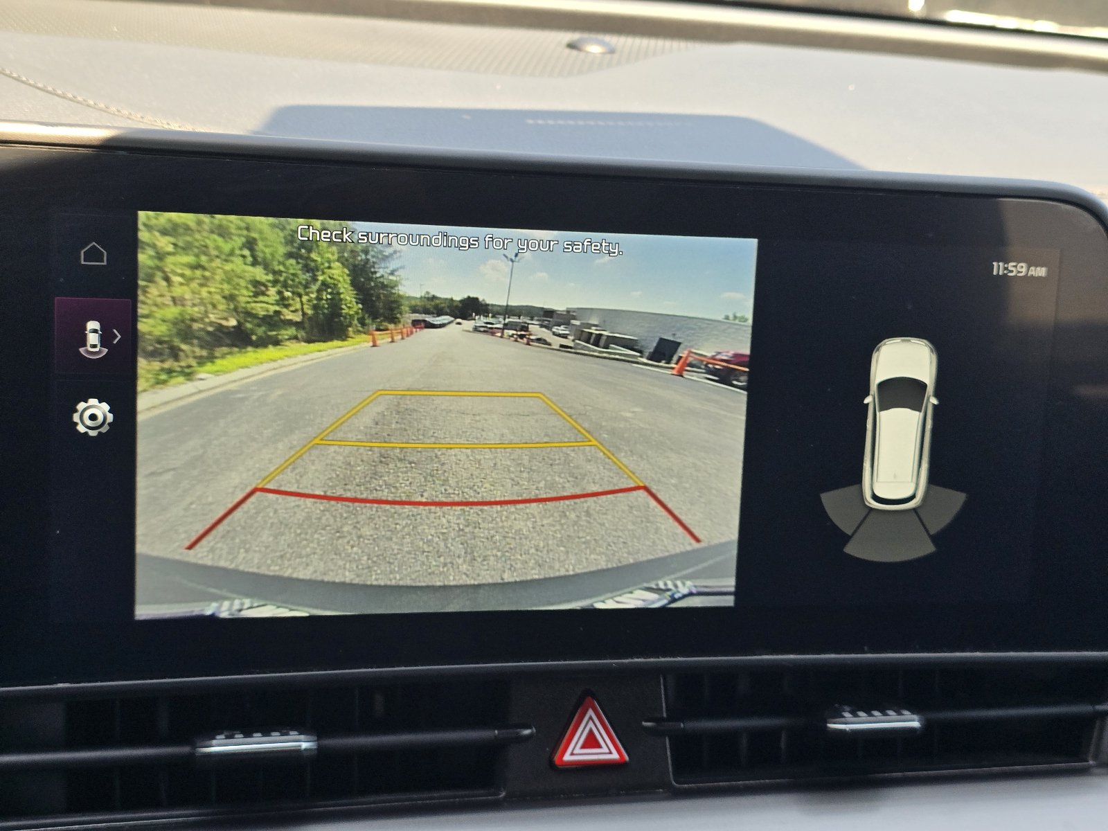 Used 2025 Kia Sportage EX FWD image 18